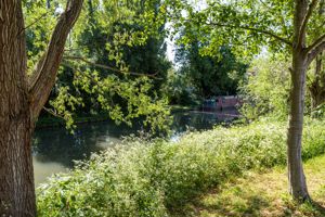 Canal view- click for photo gallery